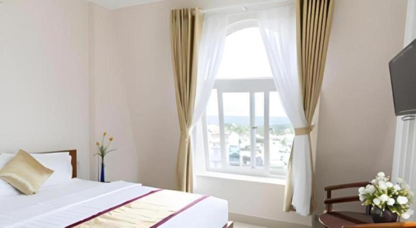 Thuan Hai Hotel Дуонг-Донг Экстерьер фото