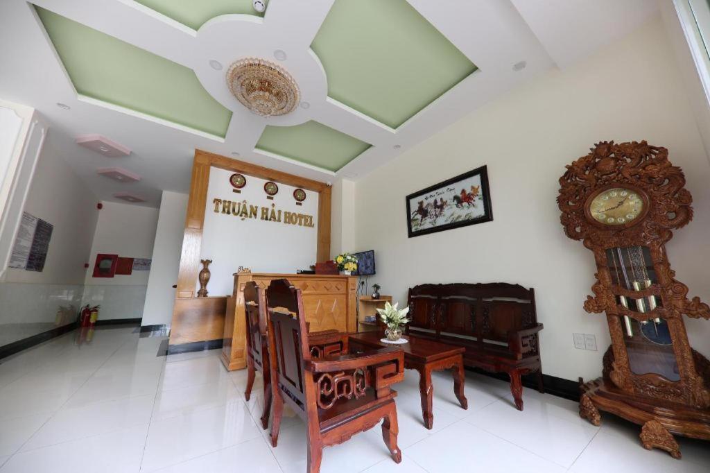 Thuan Hai Hotel Дуонг-Донг Экстерьер фото
